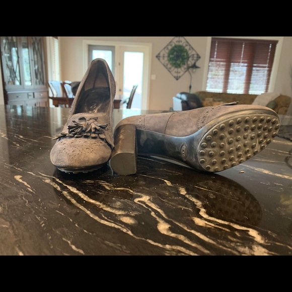 Tods grey suede heels - Picture 3 of 4